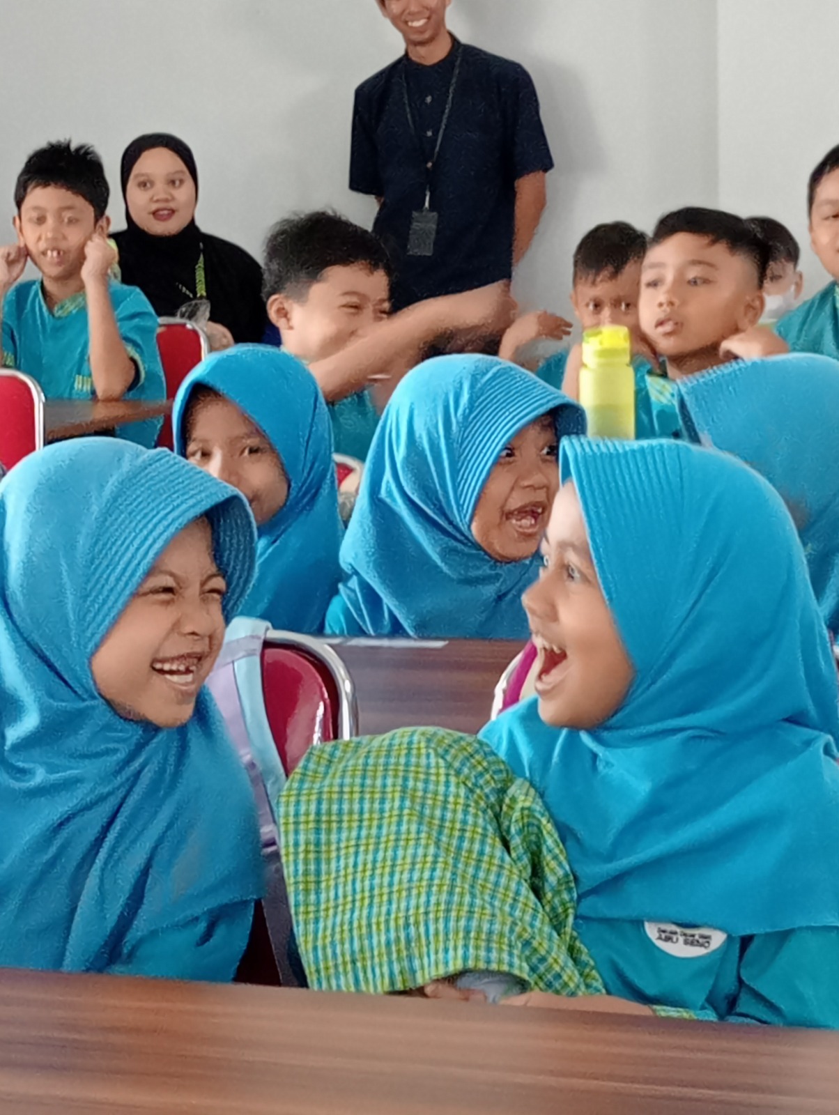 Profil Yayasan Slide 3